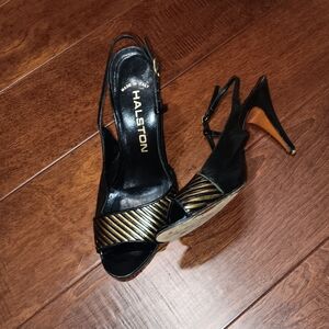 Halston Black and Gold Stiletto Heels US 9 / EU39